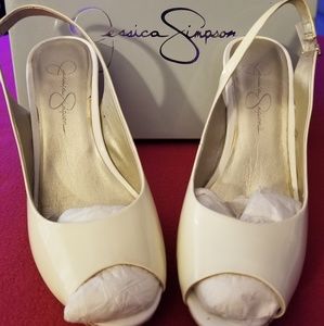 Patent leather shoes